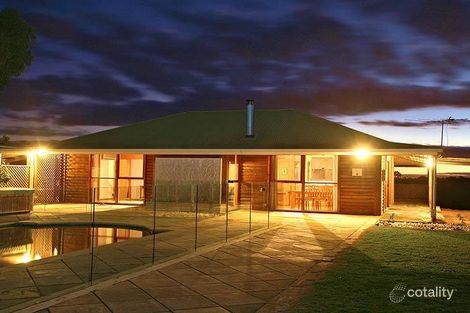 165 Whitings Rd, Blewitt Springs, SA 5171