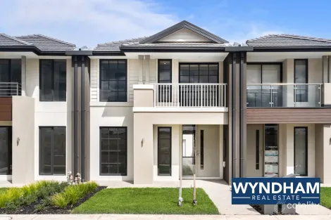 18 Tahini Walk, Manor Lakes, VIC 3024