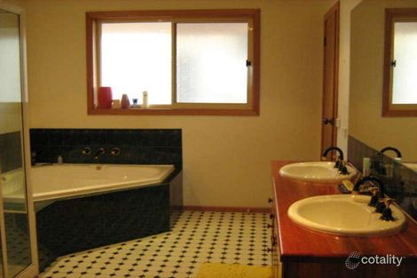 Property photo of 33 Pindos Drive Tranmere TAS 7018