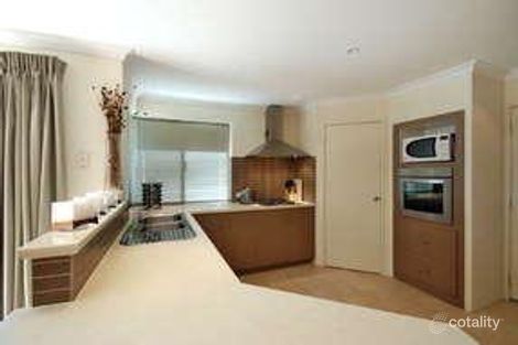 Property photo of 6 Zurich Fairway Hocking WA 6065