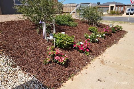 Property photo of 2 Horan Way Weir Views VIC 3338