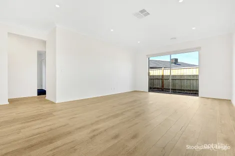 Property photo of 9 Pickering Street Mickleham VIC 3064