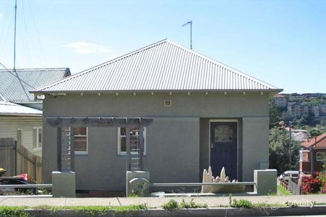 52 Undercliff Rd, Freshwater, NSW 2096