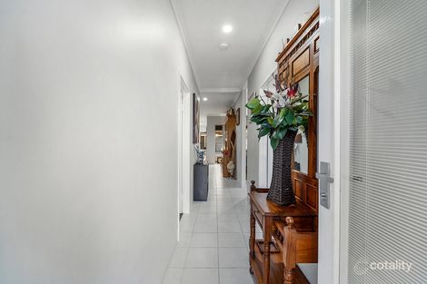Property photo of 40 Lago Promenade Aveley WA 6069