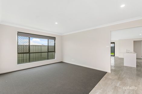 Property photo of 14 Acland Drive Horsley NSW 2530