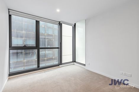 Property photo of 3302/8 Sutherland Street Melbourne VIC 3000