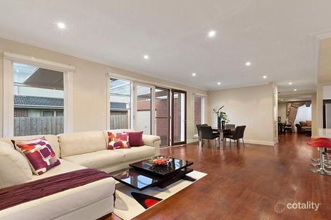 Property photo of 28 Koroit Street Nunawading VIC 3131