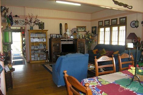 Property photo of 23 Fifth Avenue Sandgate QLD 4017