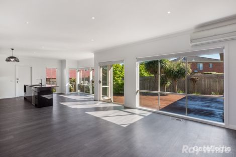 Property photo of 72 Somes Street Wantirna South VIC 3152
