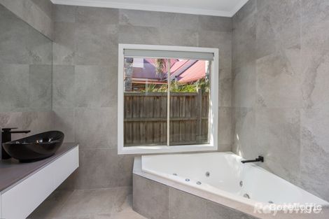 Property photo of 72 Somes Street Wantirna South VIC 3152