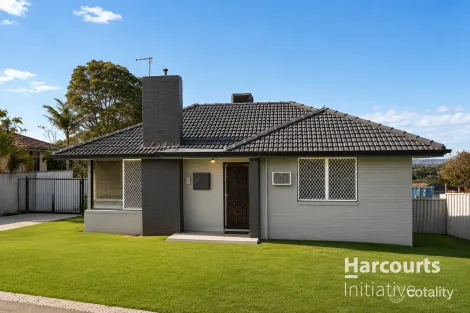 Property photo of 24 Earnley Way Balga WA 6061