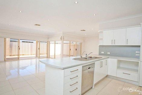 4 Carnarvon Ave, Brooklyn Park, SA 5032