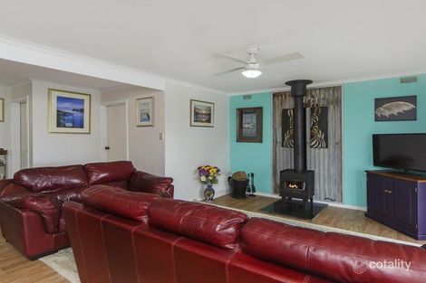 Property photo of 2 Price Street Hindmarsh Island SA 5214