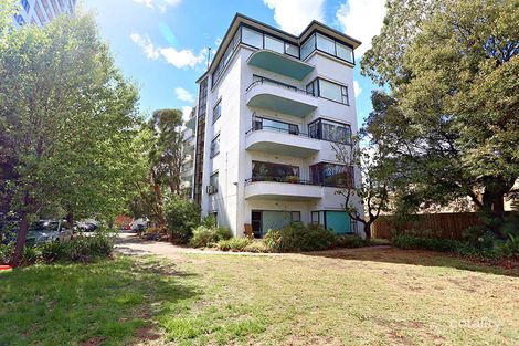 Property photo of 21/30 Queens Road Melbourne VIC 3004
