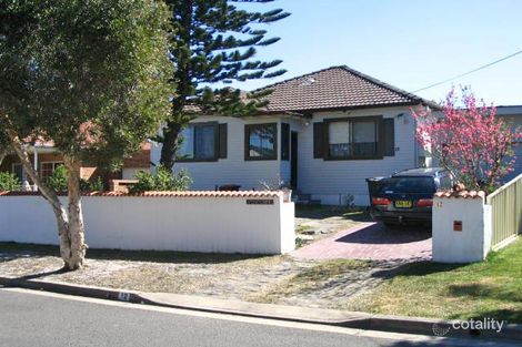 12 Warburton St, Chifley, NSW 2036