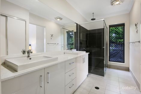 Property photo of 8 Caprice Street Bonogin QLD 4213