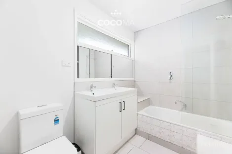 Property photo of 10 Cornwall Avenue Keysborough VIC 3173