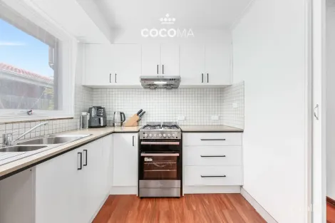 Property photo of 10 Cornwall Avenue Keysborough VIC 3173