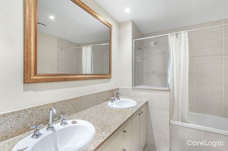 Property photo of 1703/2-10 Greenslopes Street Cairns North QLD 4870