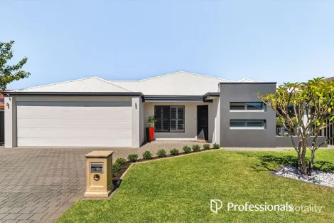 18 Kelang Rd, Wattle Grove, WA 6107
