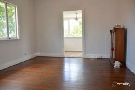 Property photo of 5 Sydney Street Fairfield QLD 4103