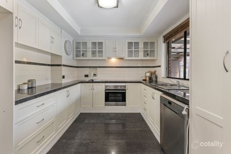 Property photo of 1 Redwood Drive Strathfieldsaye VIC 3551