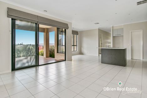 Property photo of 13 Paulan Court Warragul VIC 3820