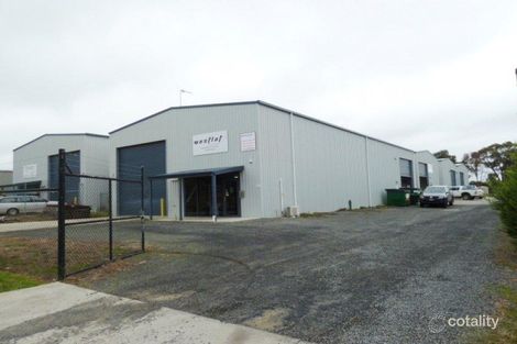 1/30-32 Butt St, Canadian, VIC 3350