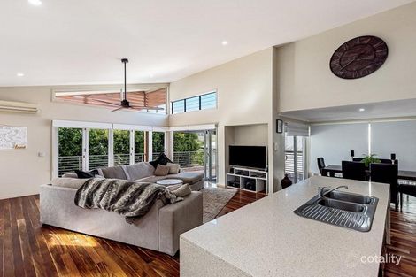 Property photo of 8 Saint Paul Crescent Varsity Lakes QLD 4227