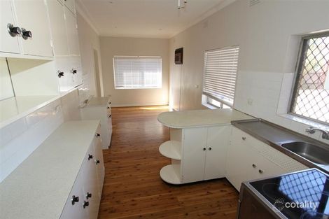 Property photo of 316 Edward Street Wagga Wagga NSW 2650
