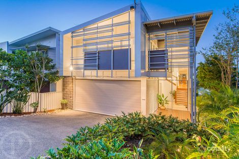 55 Miles St, Hawthorne, QLD 4171