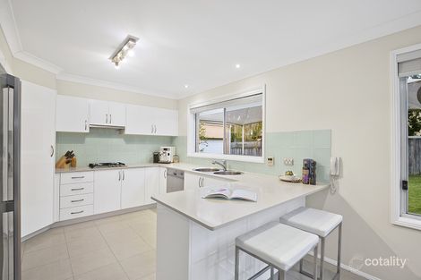 Property photo of 4 Lewis Close Warriewood NSW 2102