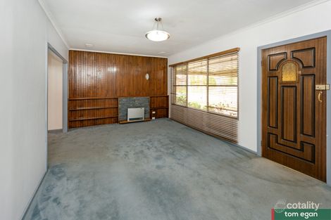 Property photo of 41 Emu Parade Jacana VIC 3047