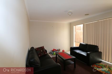 Property photo of 16 Ventosa Way Werribee VIC 3030