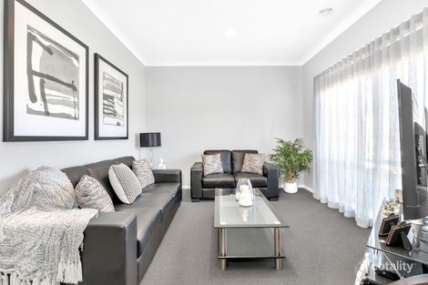 Property photo of 1/38 Abbotswood Drive Hoppers Crossing VIC 3029