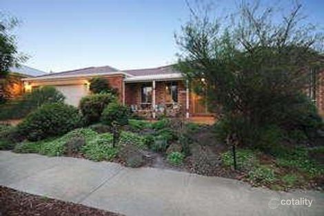 Property photo of 2 Regent Avenue Mooroolbark VIC 3138