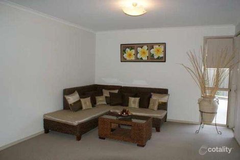 Property photo of 18 Redmond Circuit Cameron Park NSW 2285