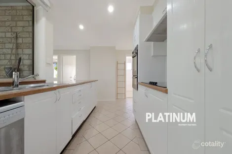 Property photo of 14 Yeovil Drive Bomaderry NSW 2541