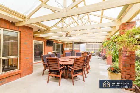 8 Mintern Cres, Horsham, VIC 3400