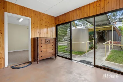 192 Marong Rd, West Bendigo, VIC 3550