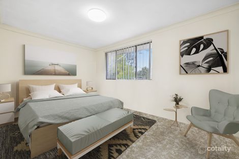 Property photo of 5/9-13 Surrey Street Minto NSW 2566