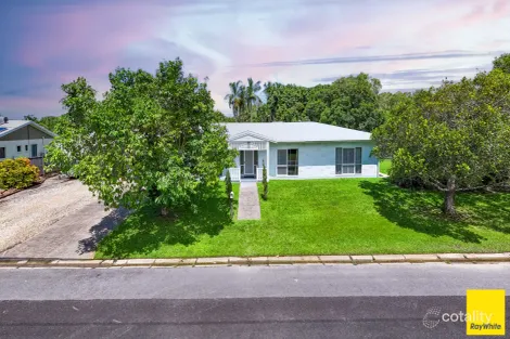 19-21 Baines St, Clifton Beach, QLD 4879