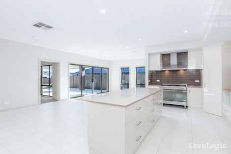 Property photo of 8 Dolly Street Googong NSW 2620