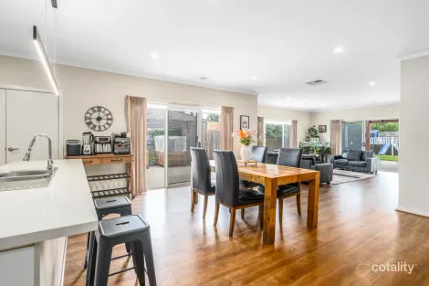 Property photo of 44 Dardel Drive Bannockburn VIC 3331