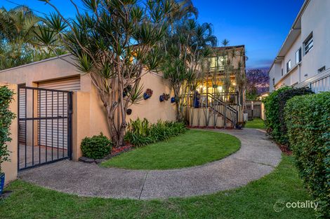 1/22 Robert St, Labrador, QLD 4215