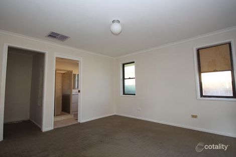 Property photo of 3 Coyne Street Mount Austin NSW 2650