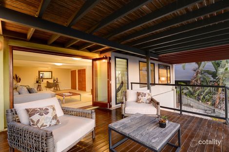 Property photo of 18 Wentworth Parade Balmoral QLD 4171