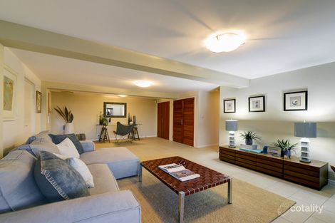 Property photo of 18 Wentworth Parade Balmoral QLD 4171
