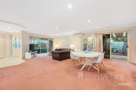 Property photo of 15 Earls Court Wantirna South VIC 3152