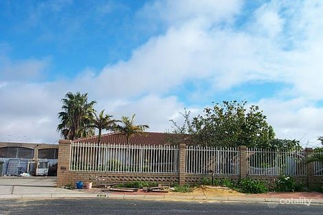 10 Seppelt Pl, Marangaroo, WA 6064